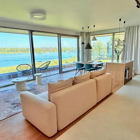 Premium View W Riva Zegrze, Jezioro Zegrzynskie Apartment